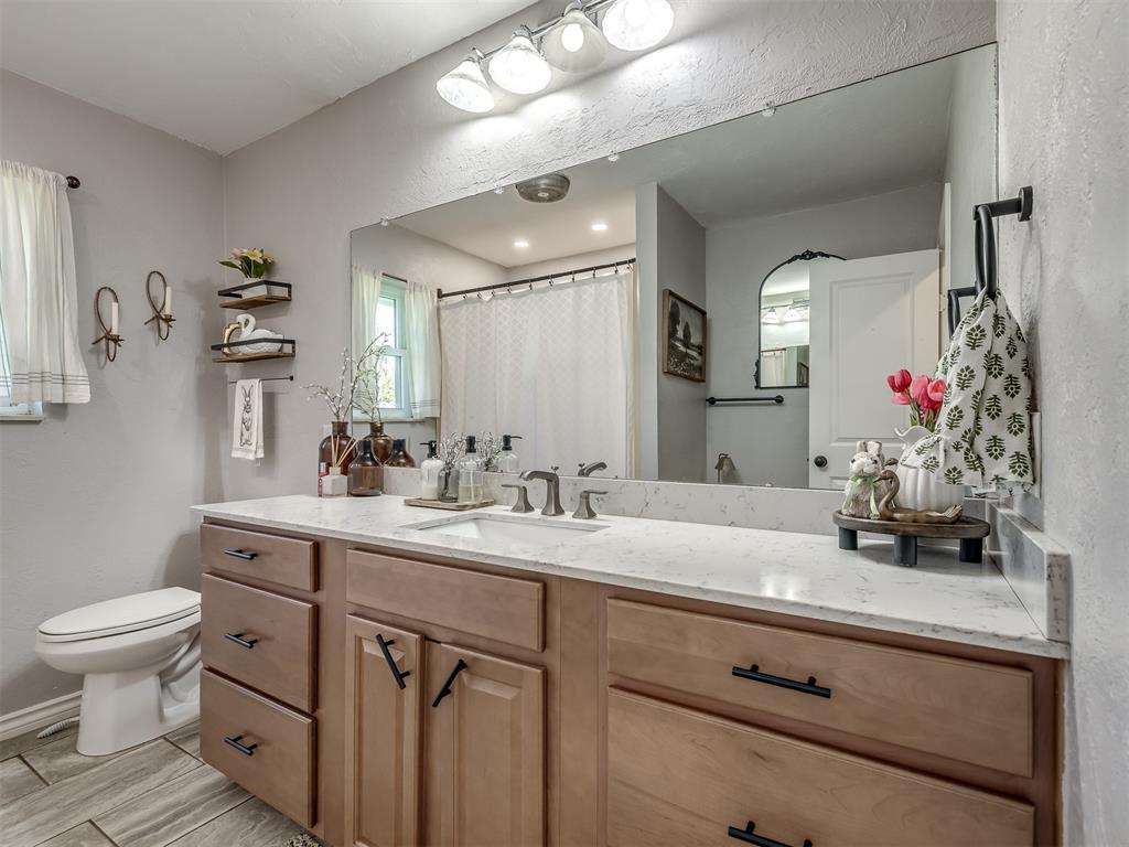 14920 N Harrah Road Property Photo 32