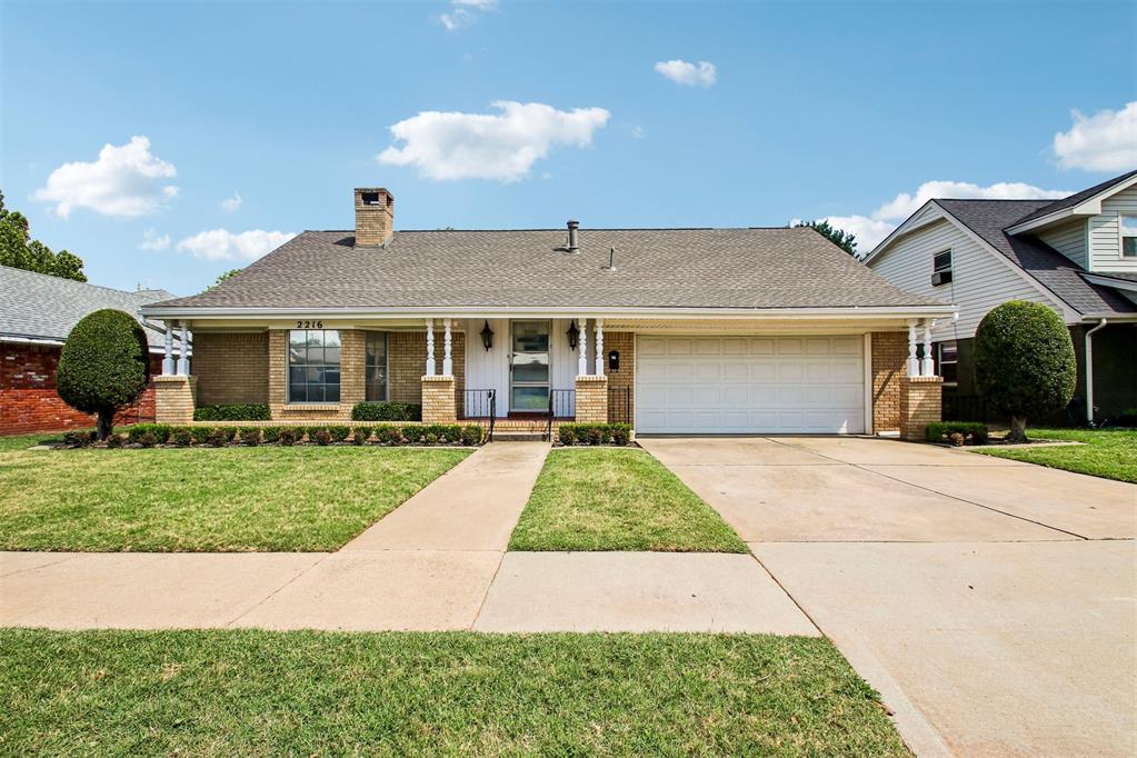 2216 Laneway Drive Property Photo 1