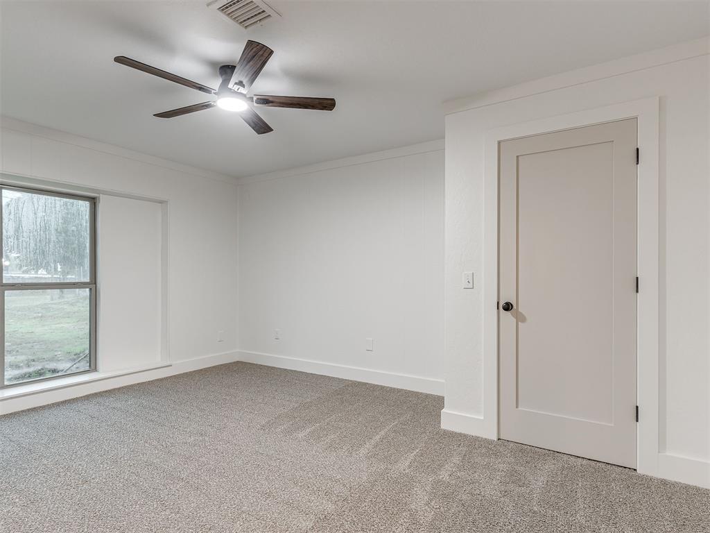 824 N Main Street Property Photo 33