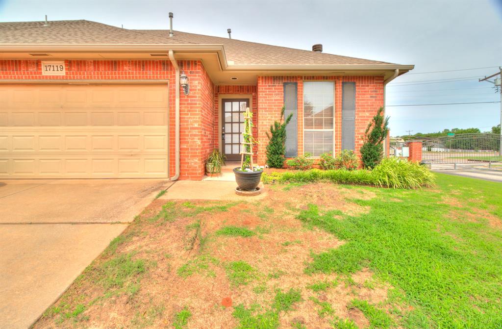 17119 Cedar Drive Property Photo 2