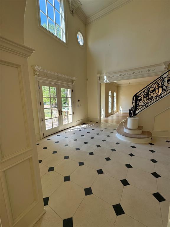 5709 Mistletoe Court Property Photo 8