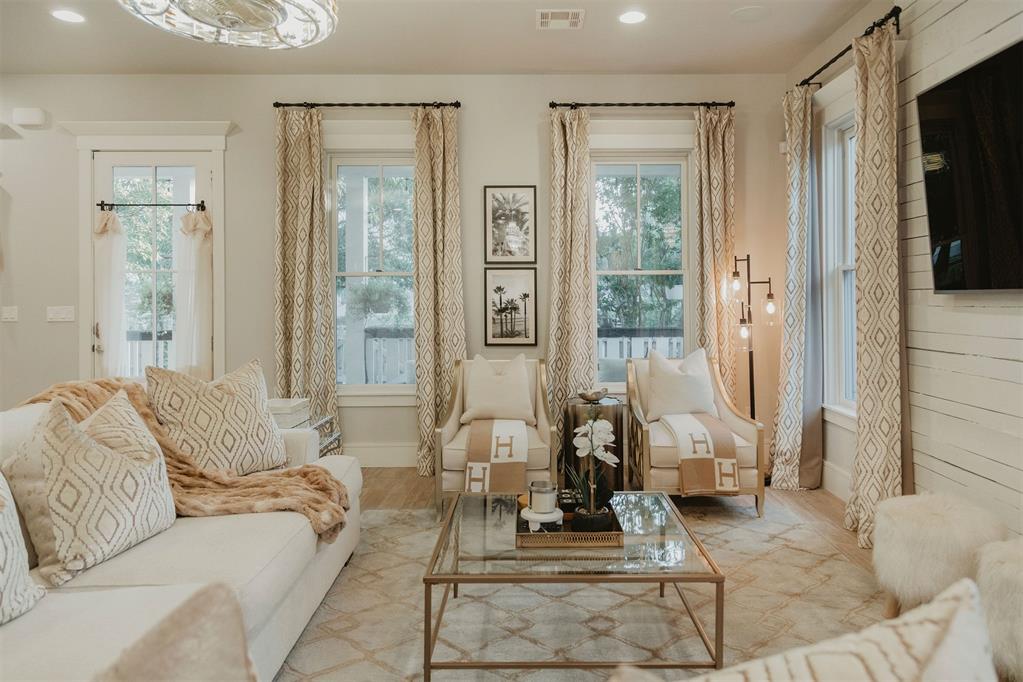 53 Boardwalk Street Property Photo 2