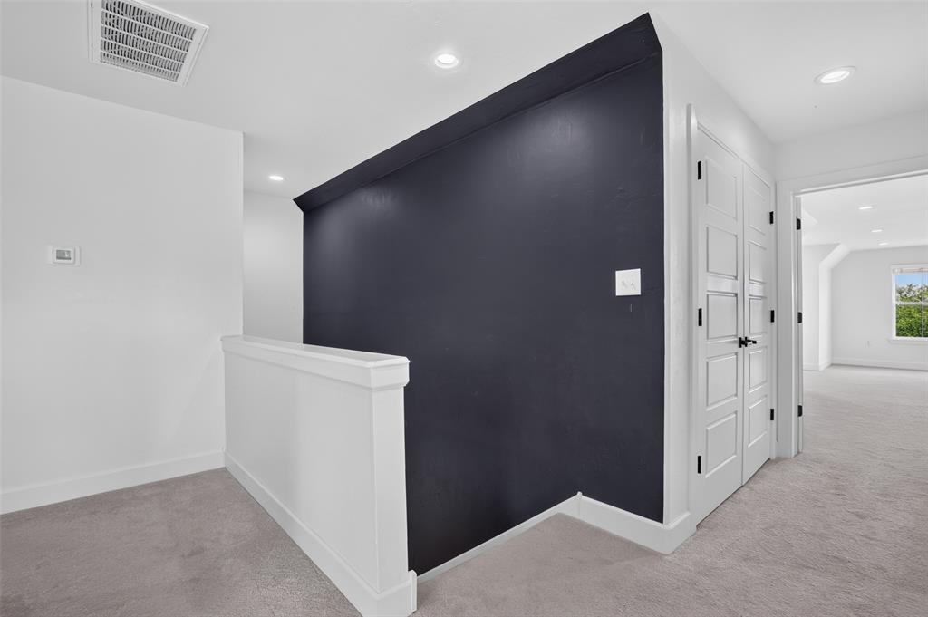 1125 Wildflower Loop Property Photo 33