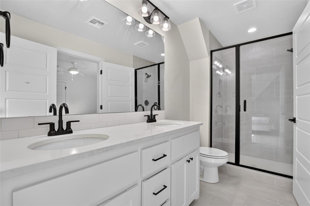 1125 Wildflower Loop Property Photo 38
