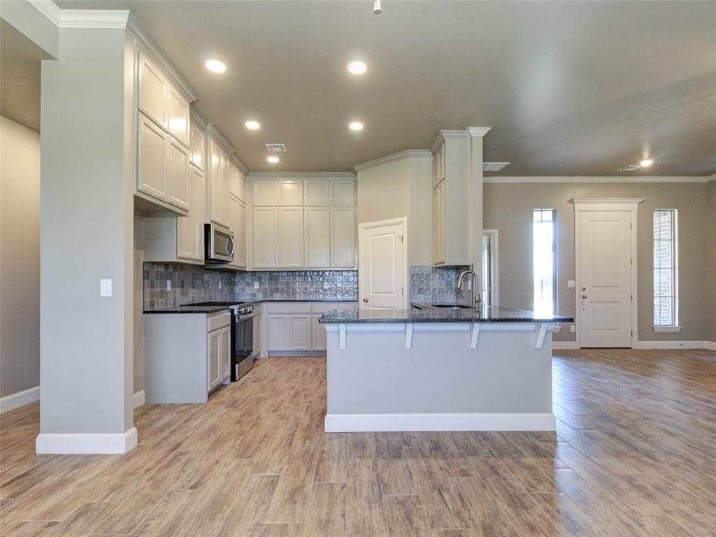8681 Oak Tree Circle Property Photo 13