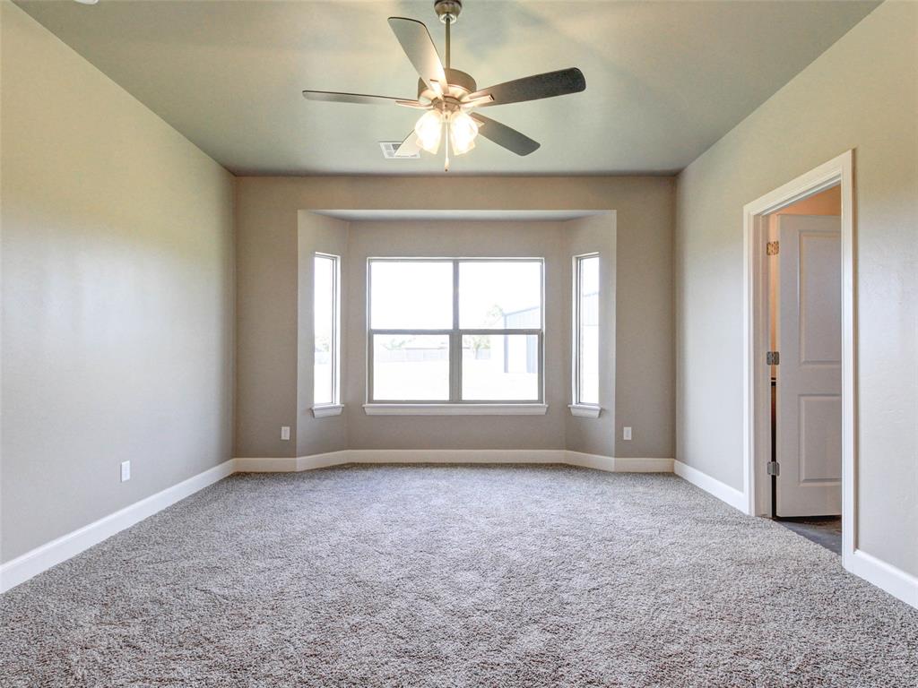 8681 Oak Tree Circle Property Photo 17