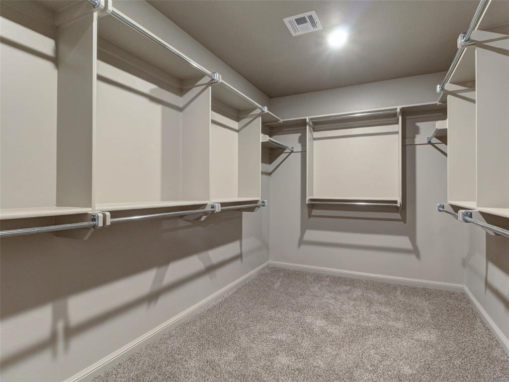8681 Oak Tree Circle Property Photo 20