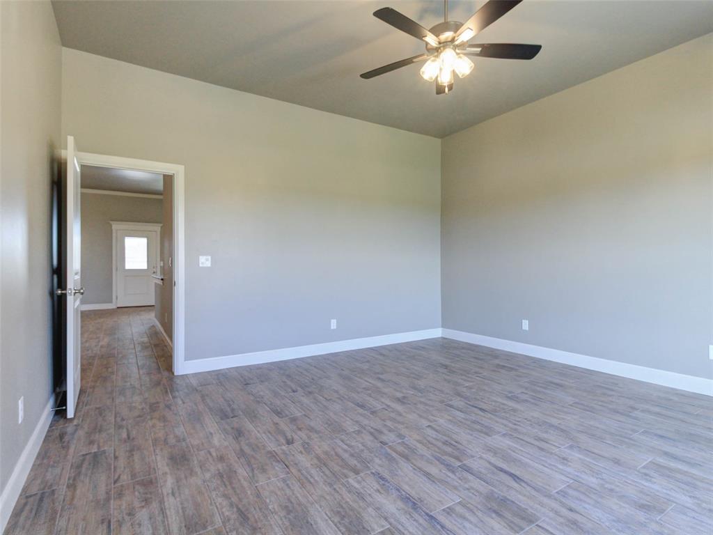 8681 Oak Tree Circle Property Photo 24