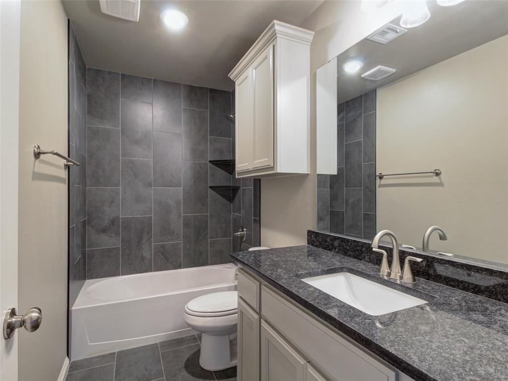 8681 Oak Tree Circle Property Photo 25