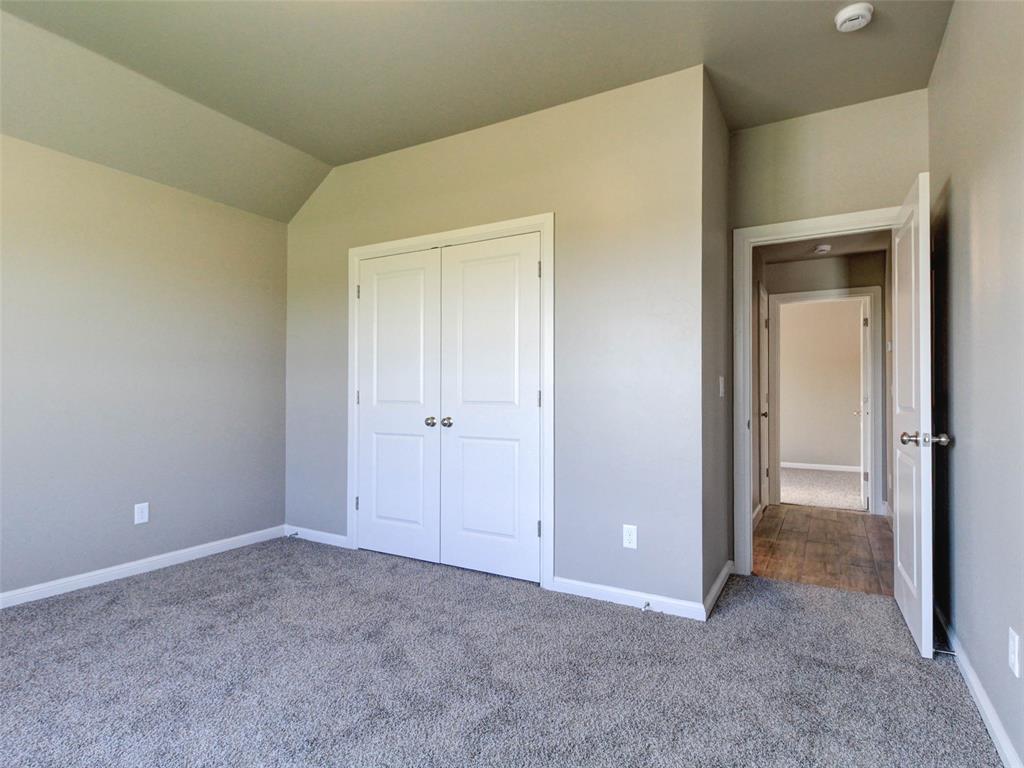8681 Oak Tree Circle Property Photo 27