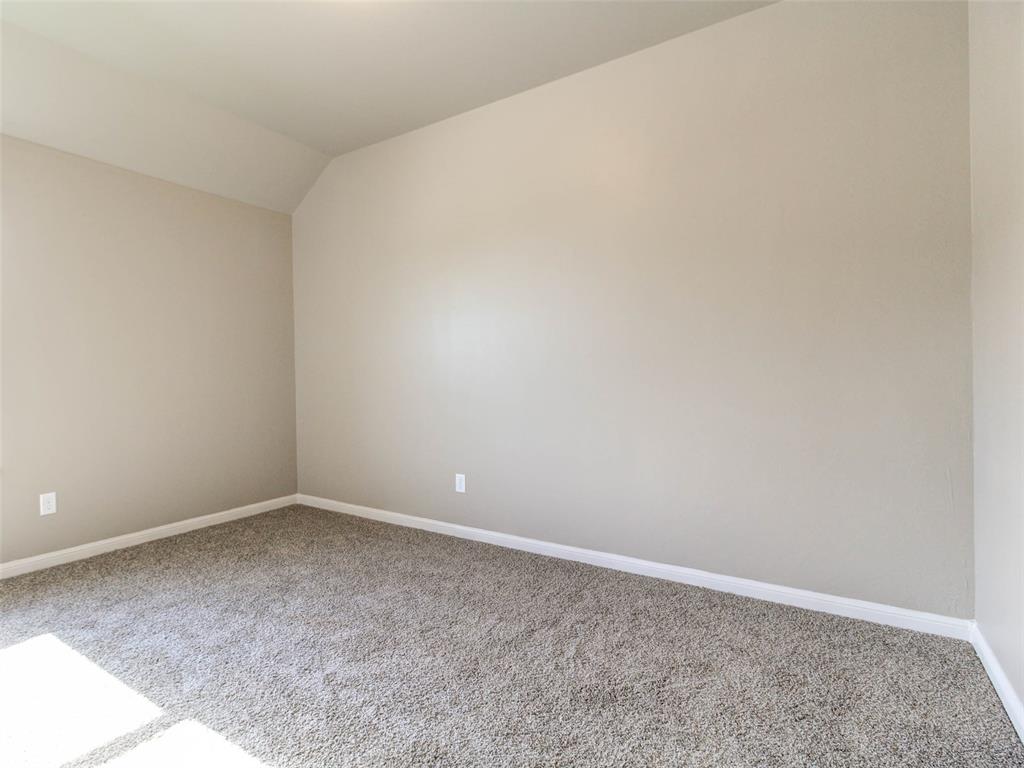 8681 Oak Tree Circle Property Photo 28