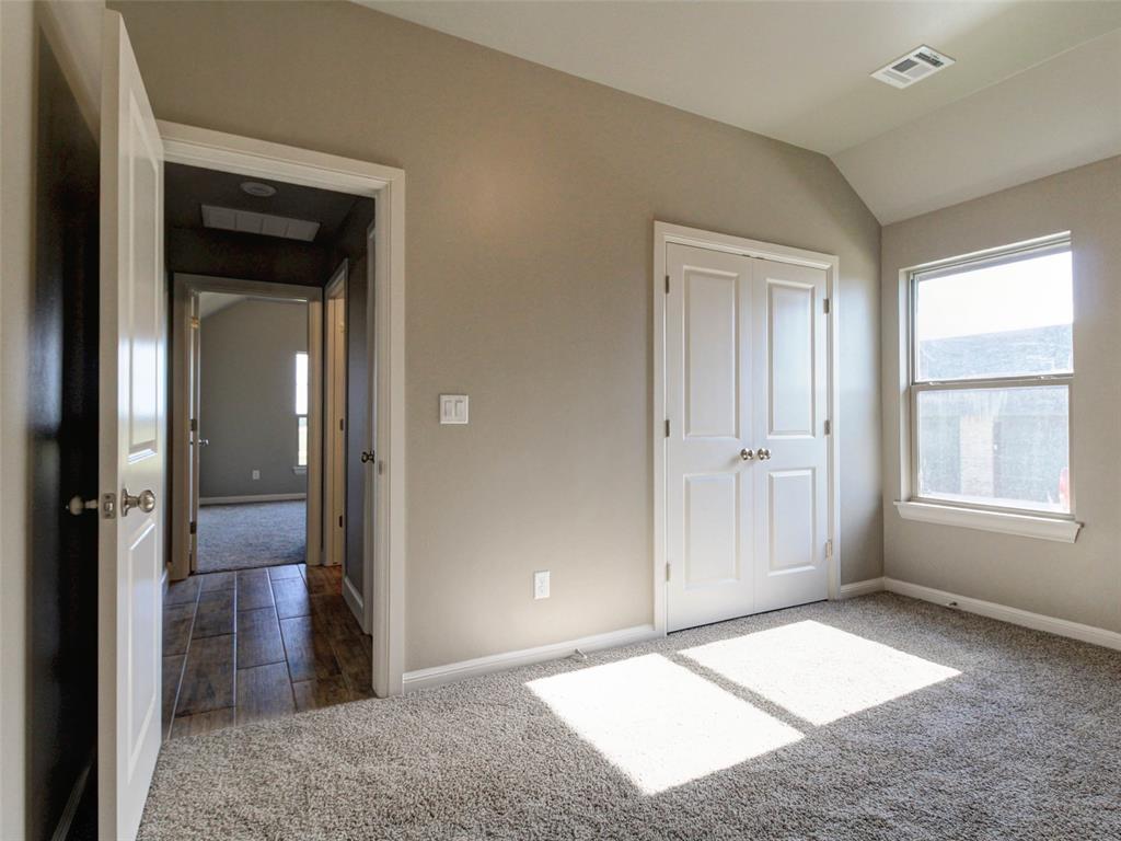 8681 Oak Tree Circle Property Photo 29