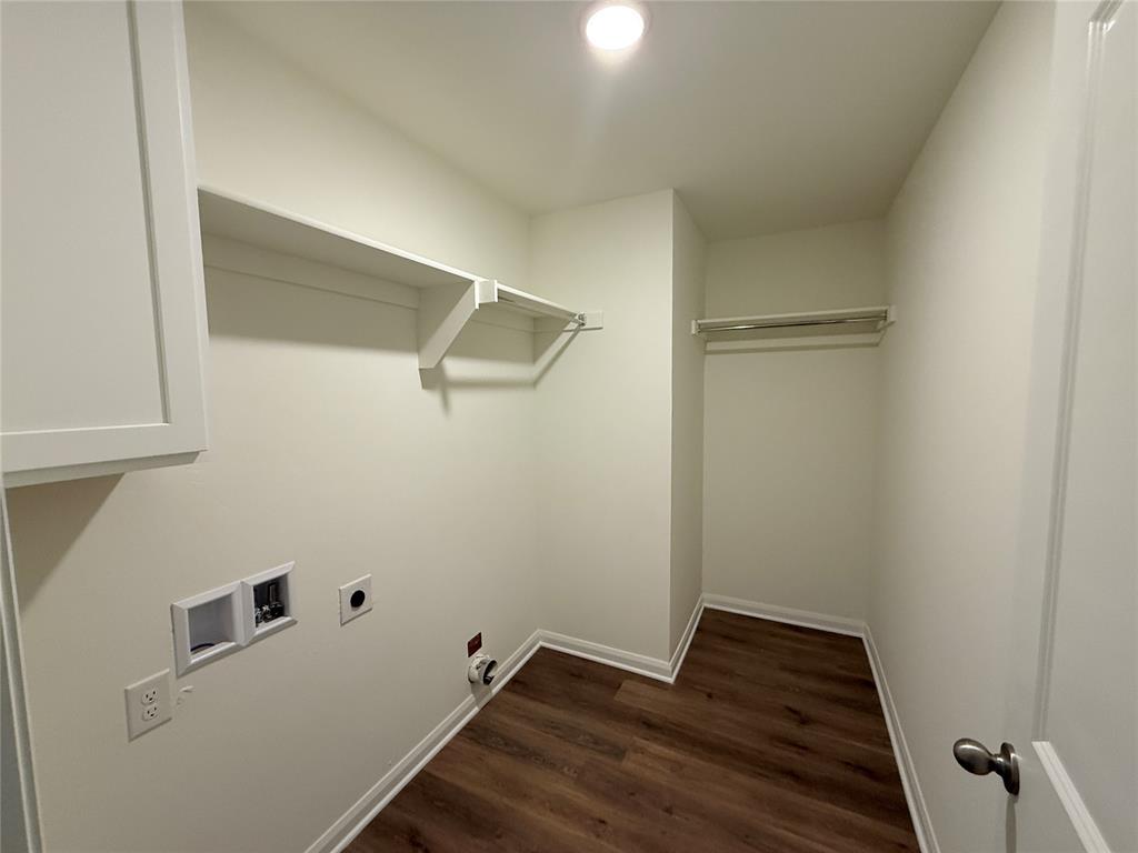 9201 Sweetwater Boulevard Property Photo 6