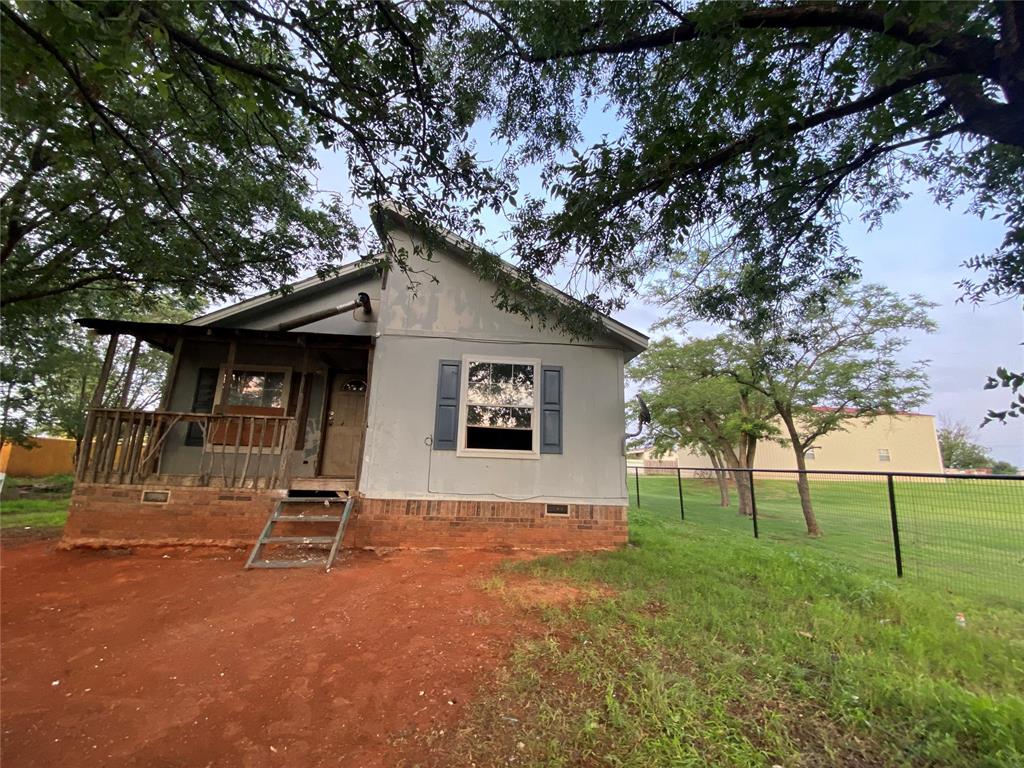 307 N Massingale Drive Property Photo 2