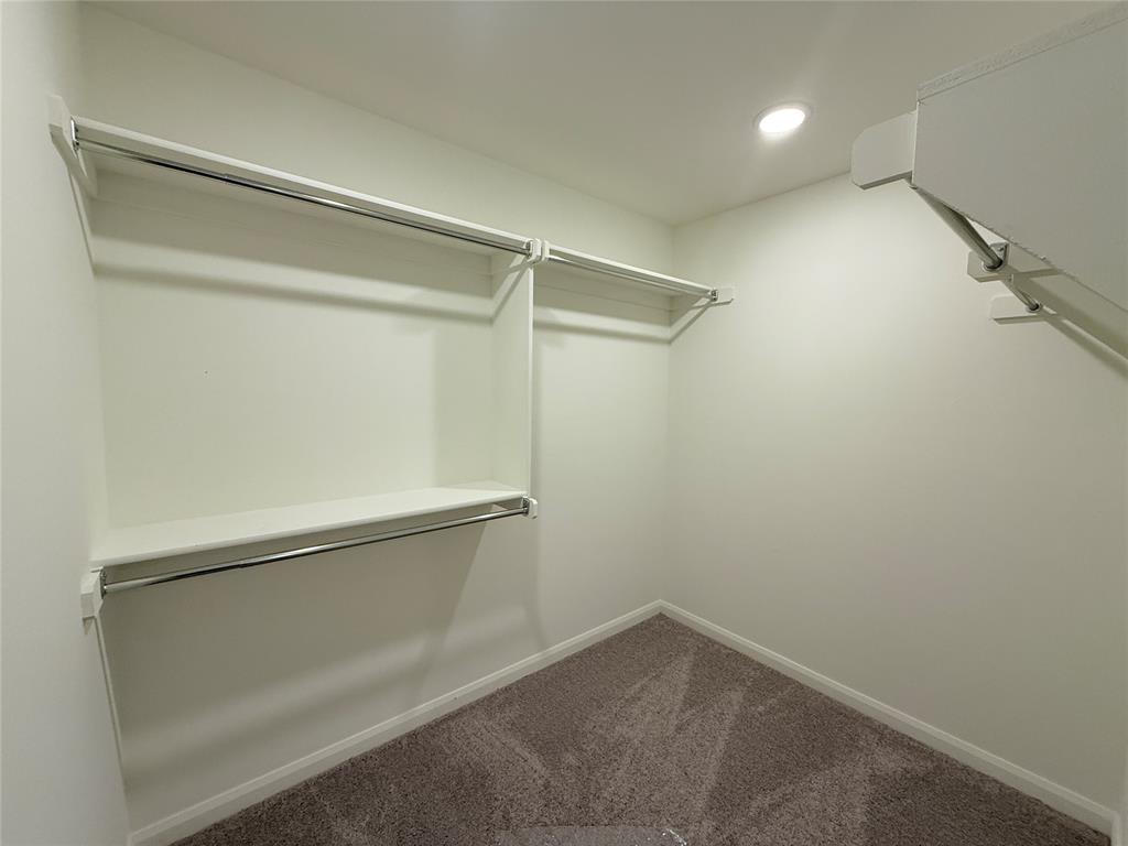 9205 Sweetwater Boulevard Property Photo 6