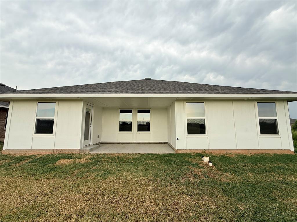 9205 Sweetwater Boulevard Property Photo 8