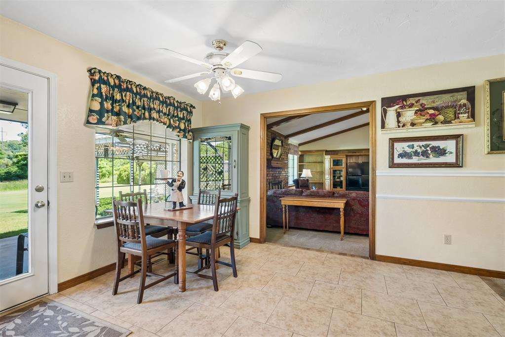 1116 Spring Shadow Drive Property Photo 14