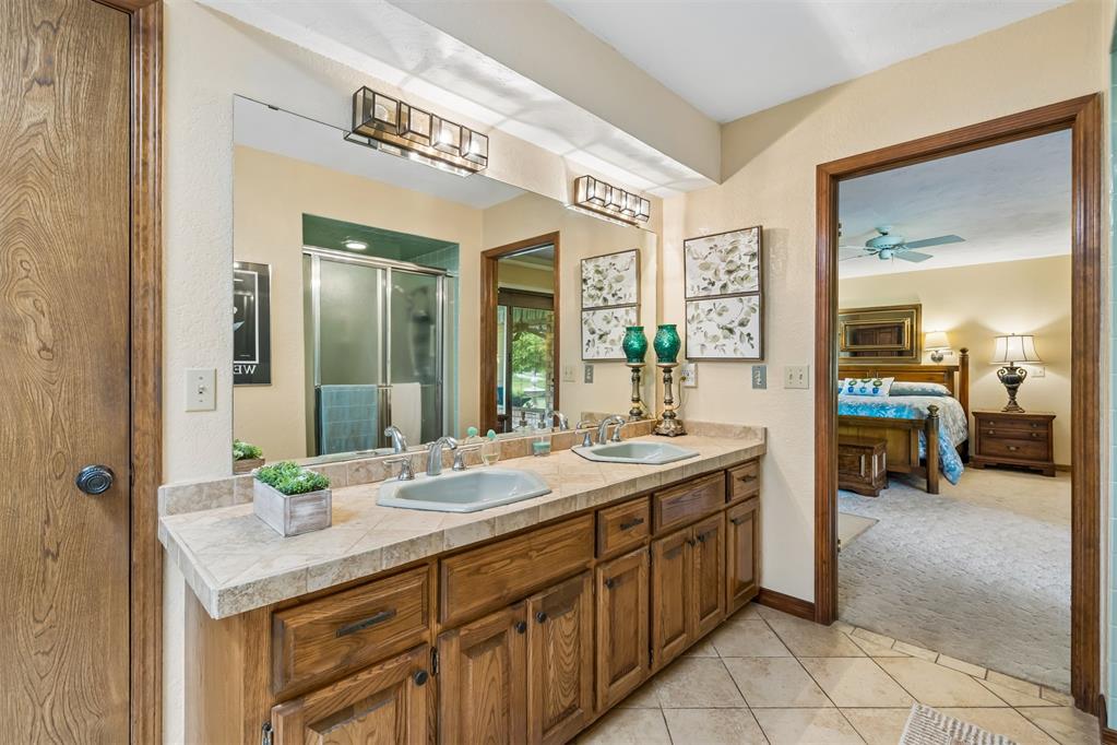 1116 Spring Shadow Drive Property Photo 25