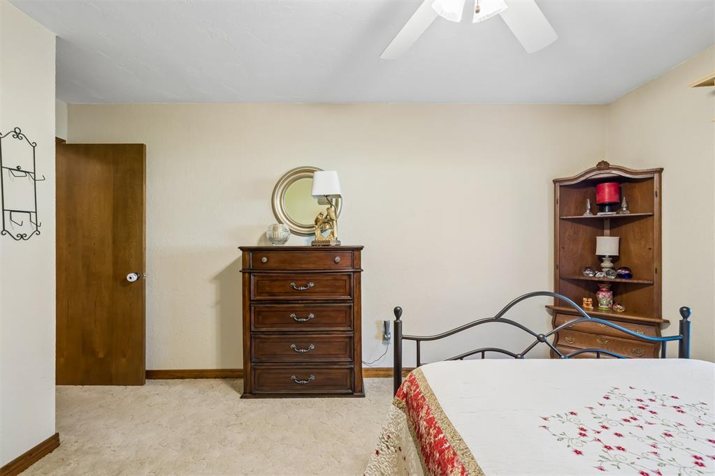 1116 Spring Shadow Drive Property Photo 30