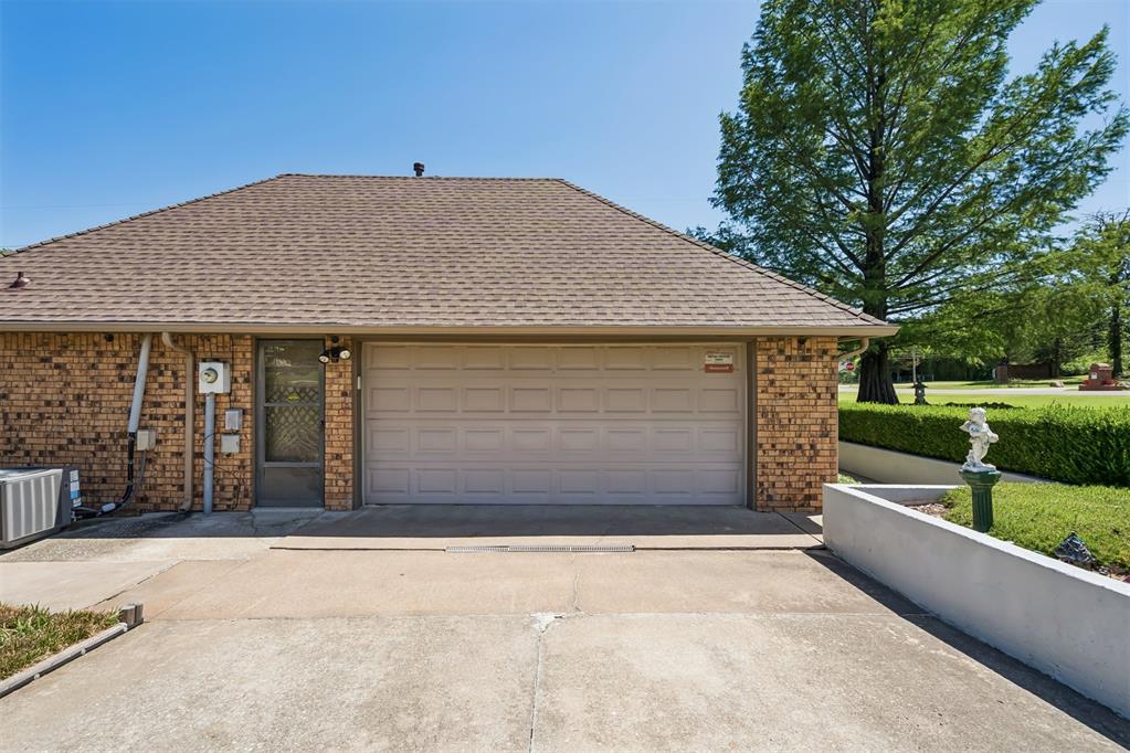 1116 Spring Shadow Drive Property Photo 38