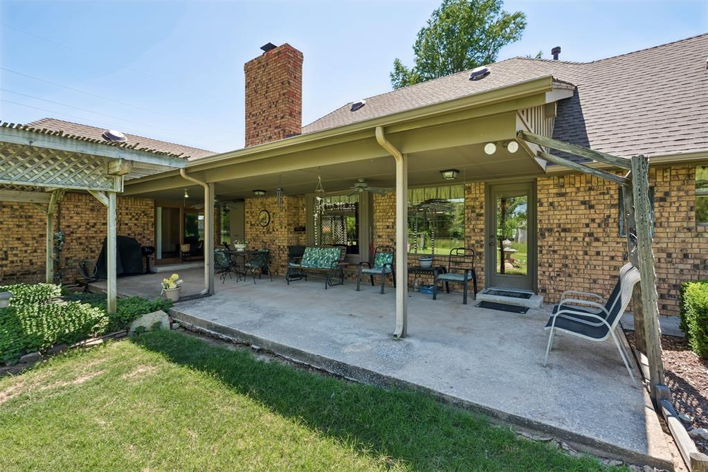 1116 Spring Shadow Drive Property Photo 42