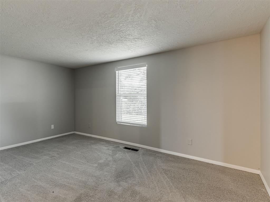 502 W Morehead Avenue Property Photo 26