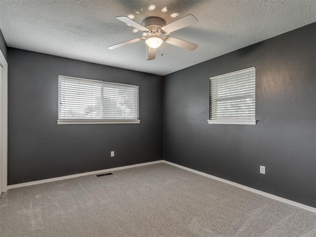 502 W Morehead Avenue Property Photo 28