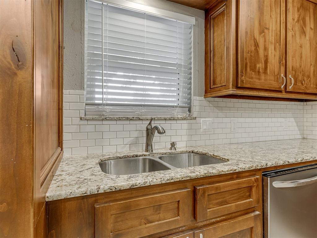 502 W Morehead Avenue Property Photo 29