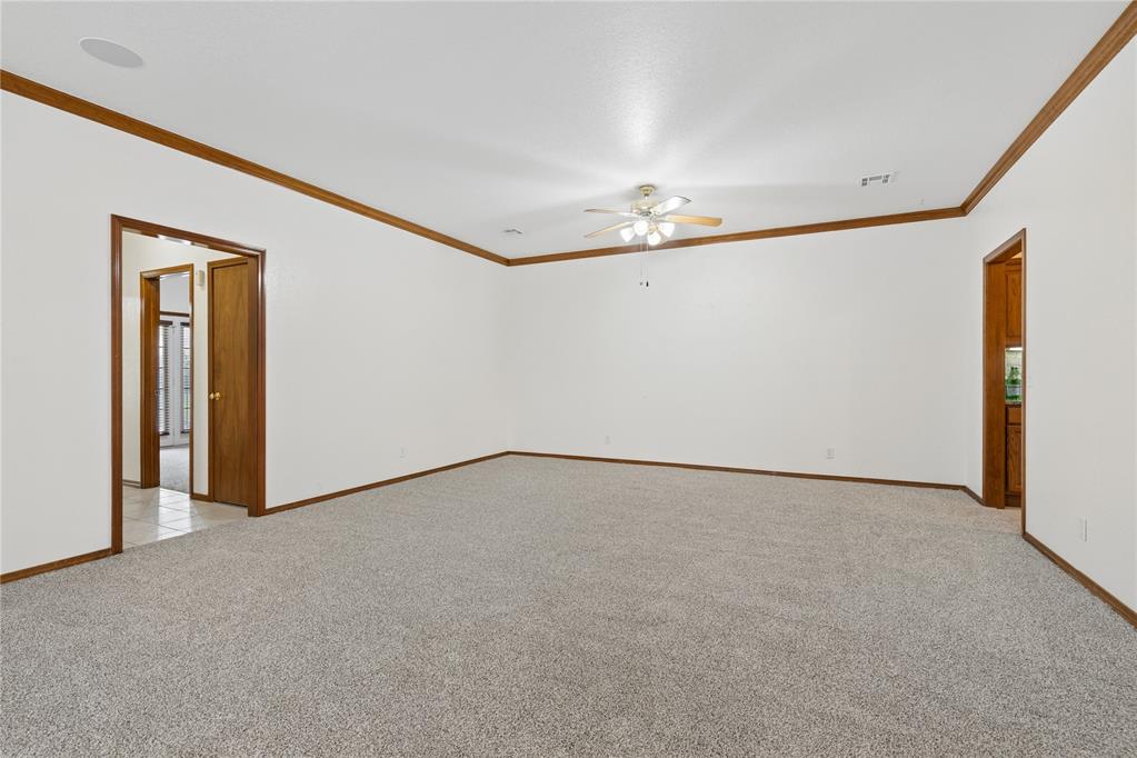 16104 Vintage Court Property Photo 11
