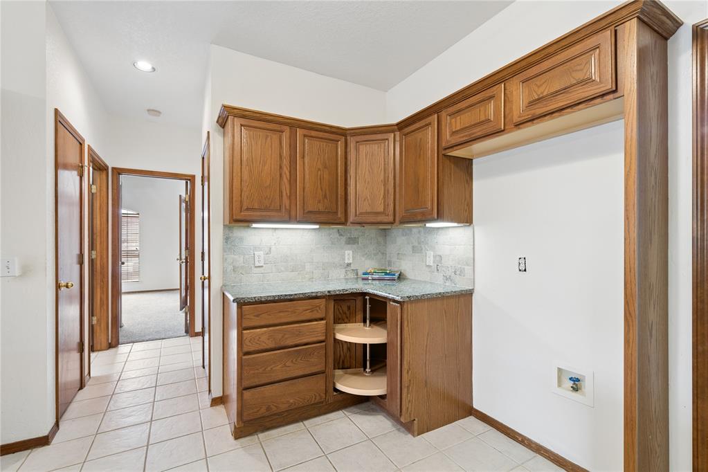 16104 Vintage Court Property Photo 14