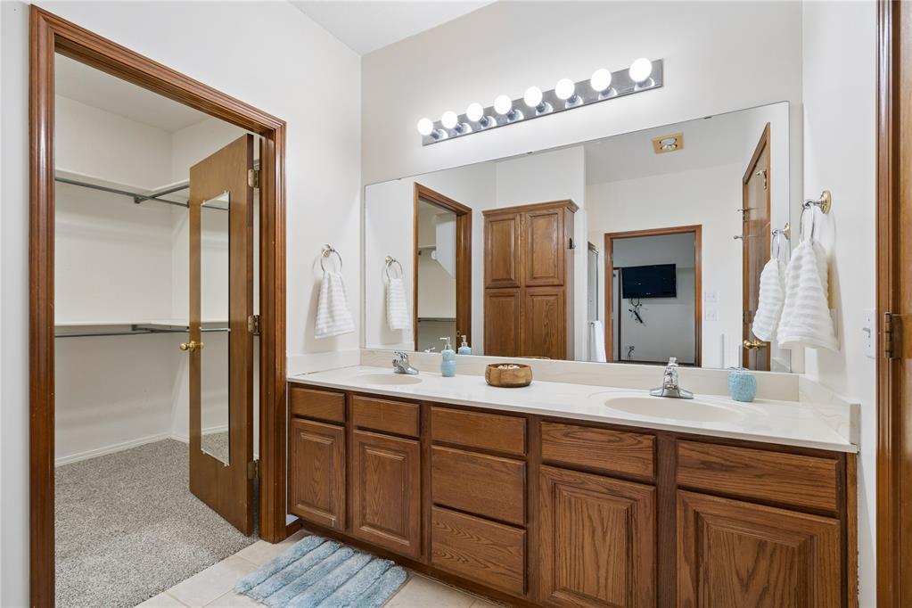 16104 Vintage Court Property Photo 33