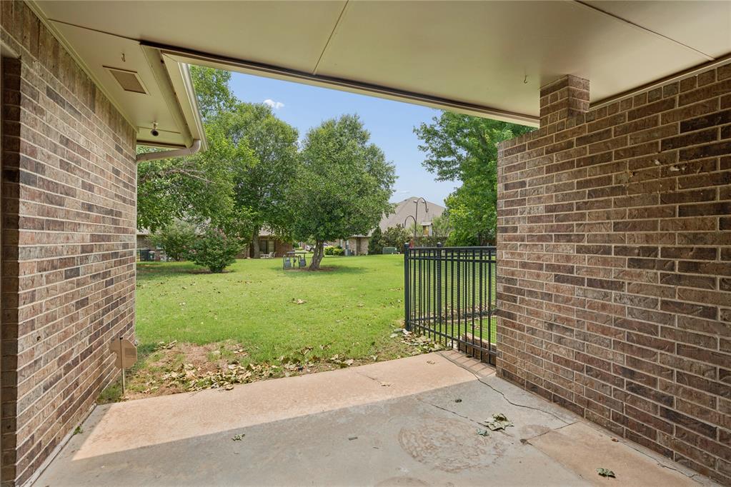 16104 Vintage Court Property Photo 42