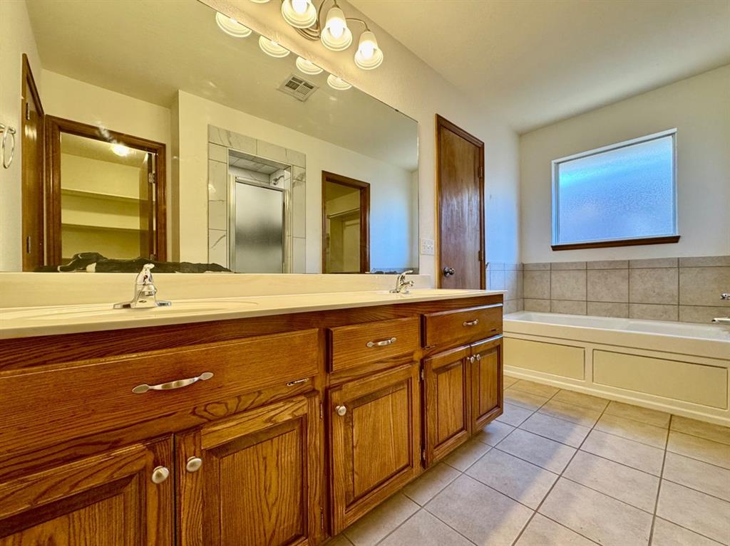 8221 Greer Way Property Photo 22