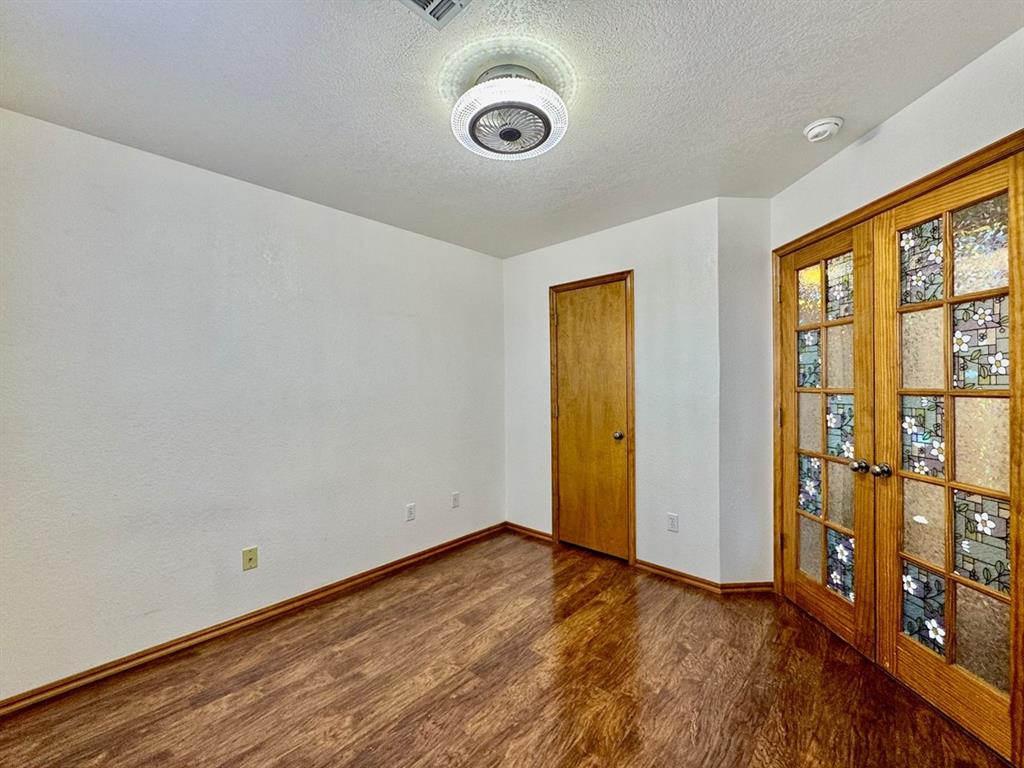 8221 Greer Way Property Photo 28