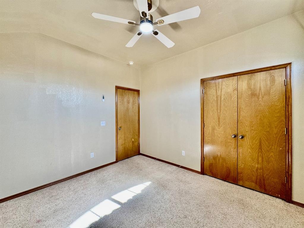 8221 Greer Way Property Photo 33