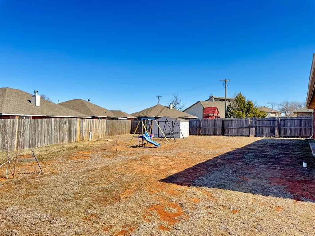 8221 Greer Way Property Photo 37