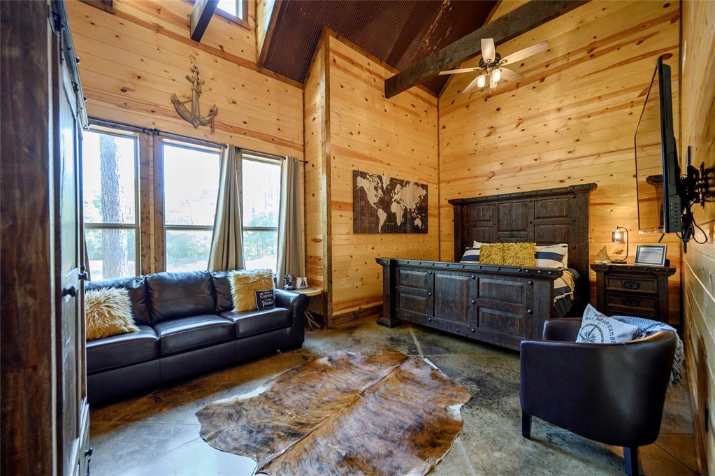 64 Walnut Hill Lane Property Photo 26