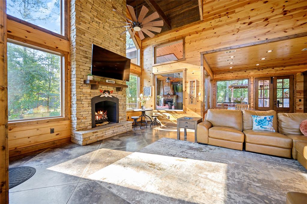 64 Walnut Hill Lane Property Photo 46