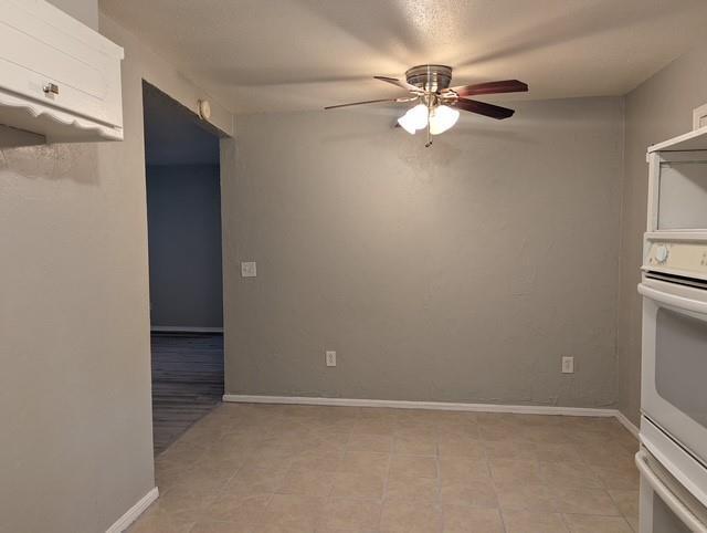 4205 N Nicklas Avenue Property Photo 6