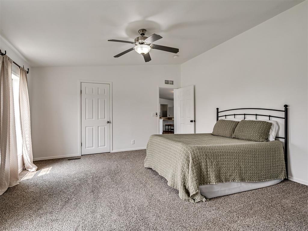 206 N Pine Street Property Photo 21