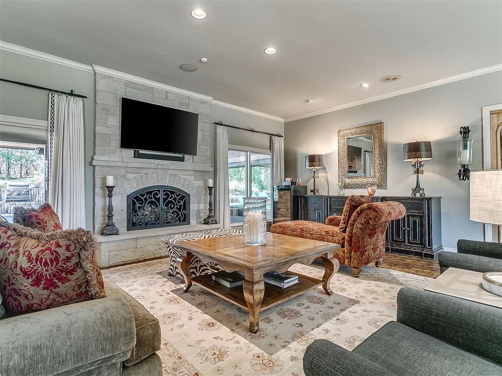 4817 Oakdale Farm Road Property Photo 8
