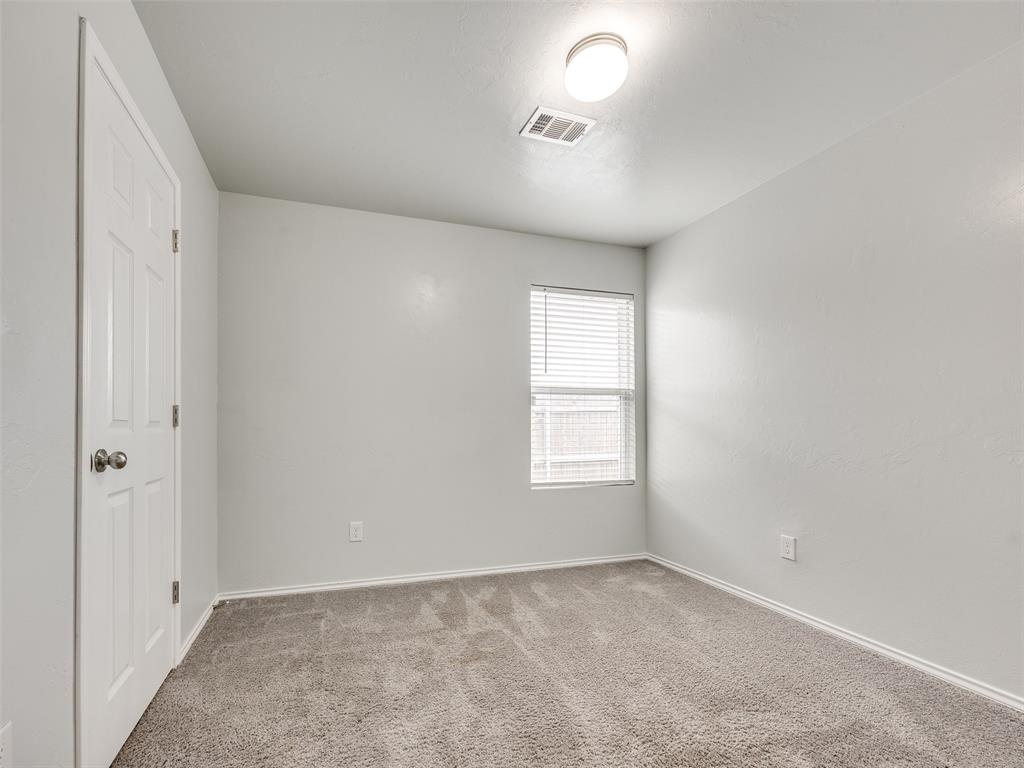 215 Waterside Drive Property Photo 26