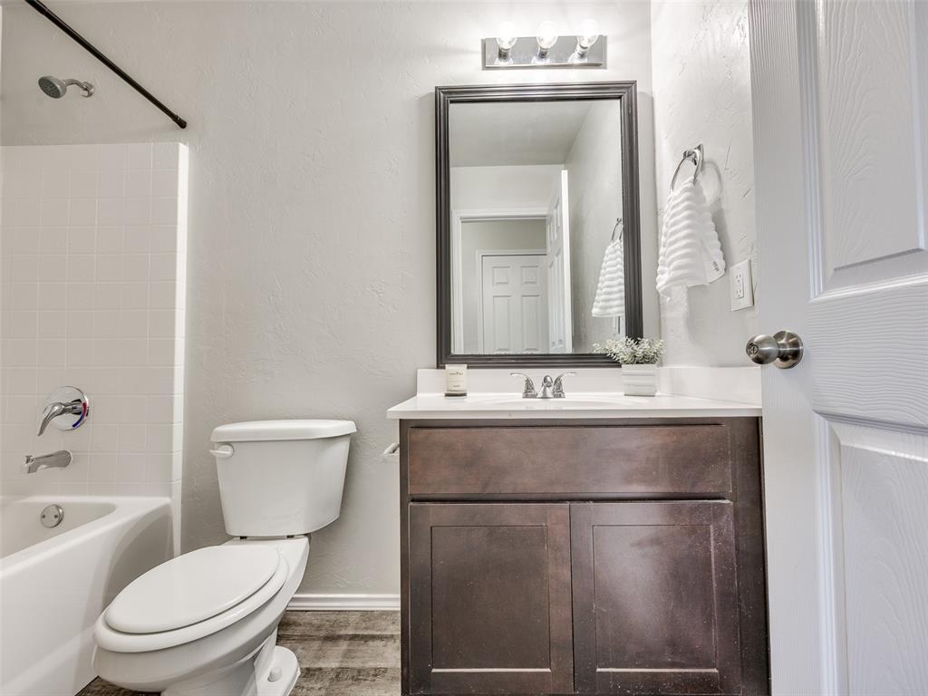215 Waterside Drive Property Photo 27