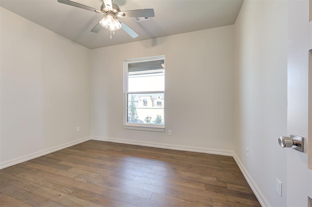 2226 W Cole Drive Property Photo 41