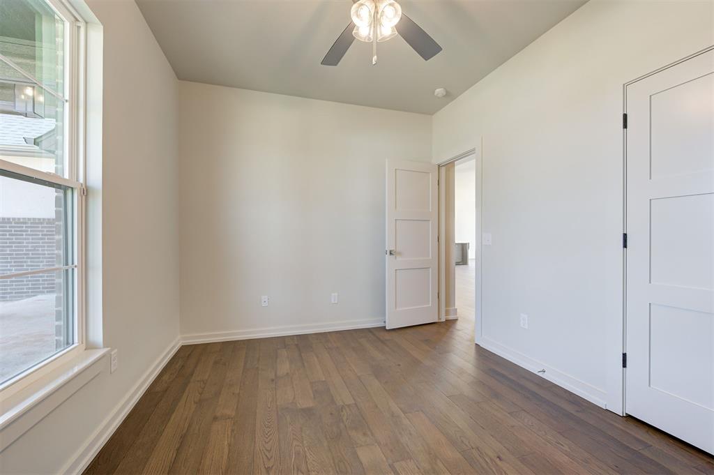 2226 W Cole Drive Property Photo 42