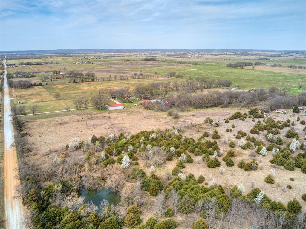 E 360 Road Property Photo 5