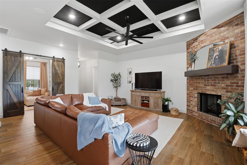 5716 Gold Stone Court Property Photo 8