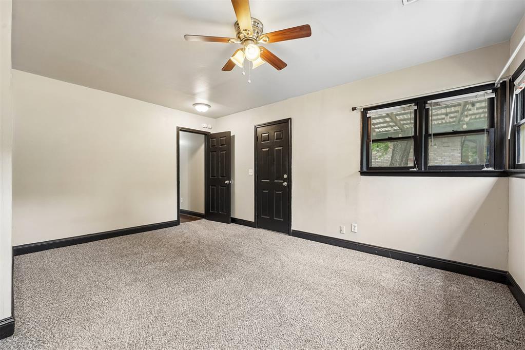 1928 Nw 37th Street Property Photo 15