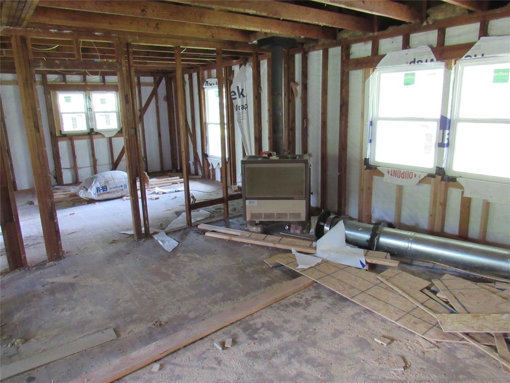29724 Pond Drive Property Photo 7