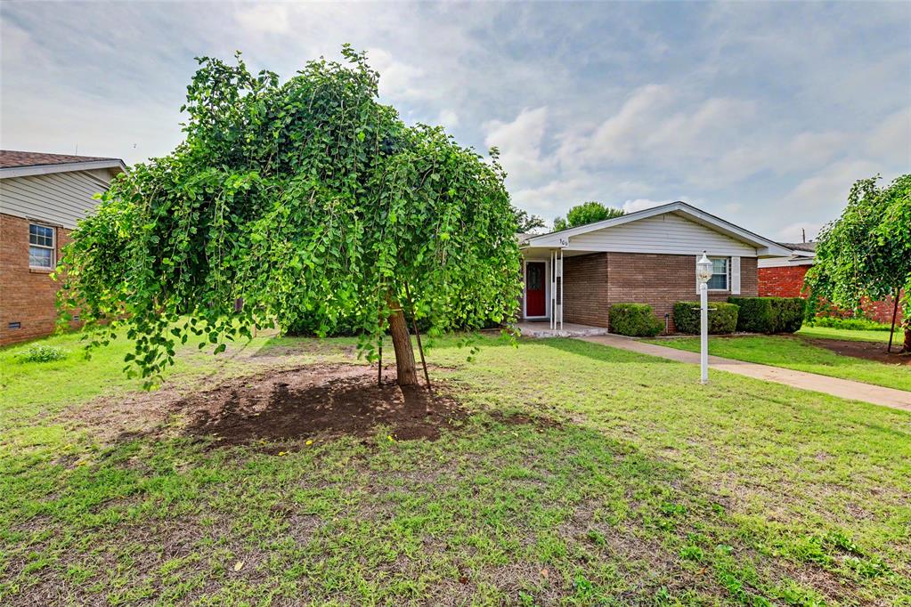 306 Spurlin Drive Property Photo 2